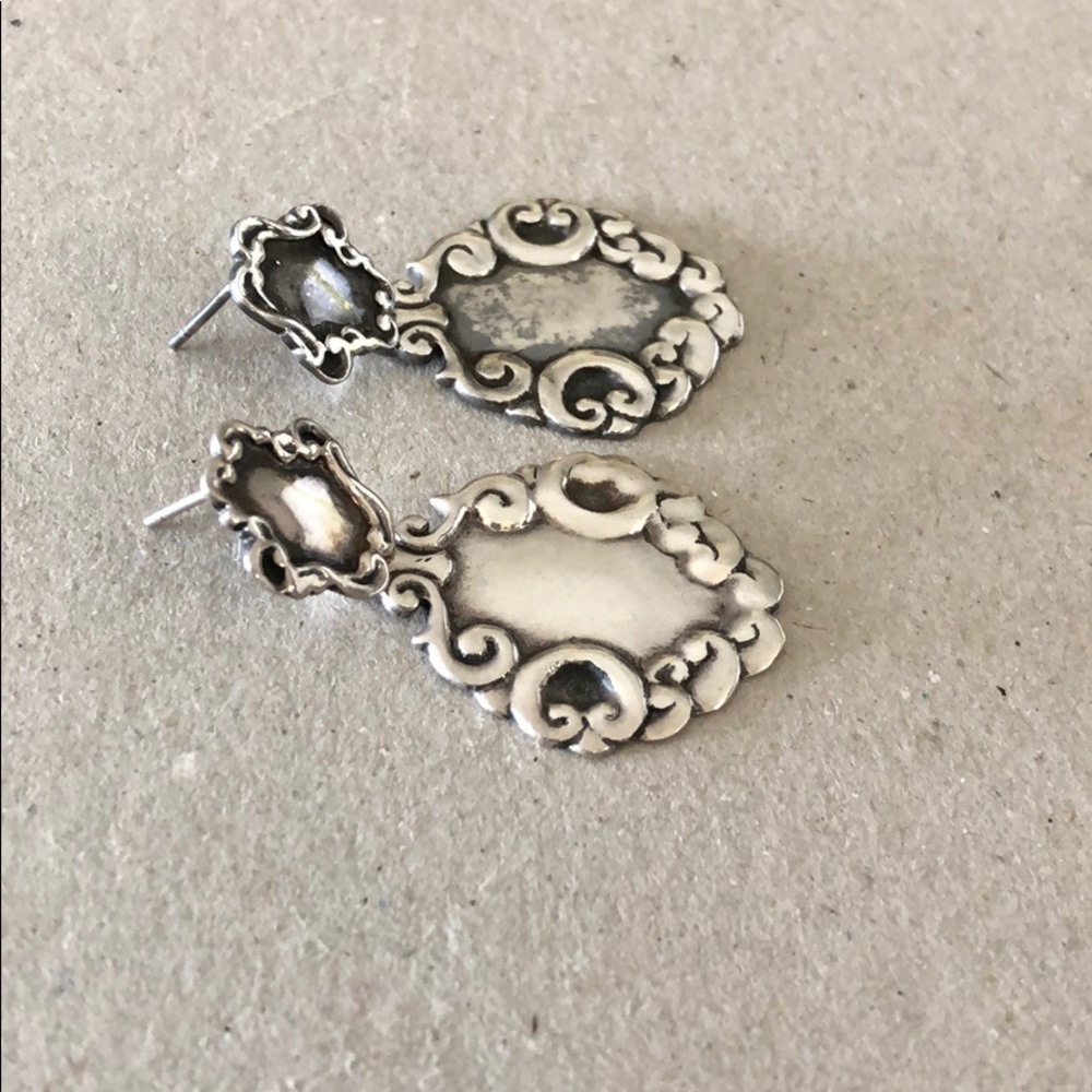 Medalias Sterling Dangle Post Earrings - image 2
